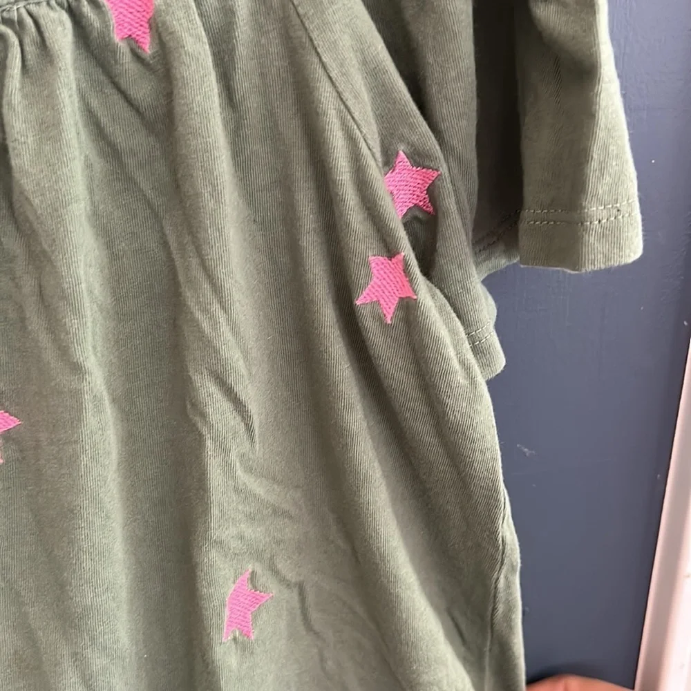 Baby Gap—Sage Embroidered‎ Stars Top. Girls M